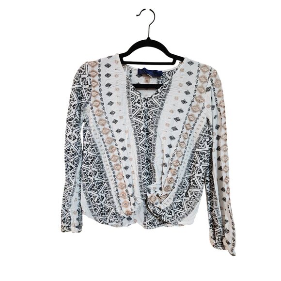 Boho Style Long Sleeve V-Neck Wrap Top By Blu Pepper Geometric Print Lightweight - Picture 1 of 3